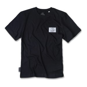One Wave Shirt - Beach Tee Midnight Black, lässig geschnittenes T-Shirt aus 100% Bio-Baumwolle.