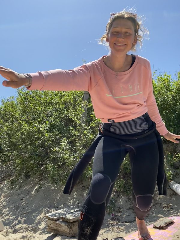 One Wave Sweatshirt - Beach Surfer Flamingo, fair produziertes Damen Sweatshirt aus 85% Bio-Baumwolle und 15% recycelten Polyester. Organic Cotton